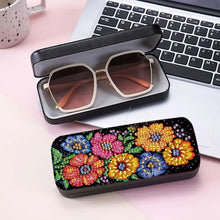Load image into Gallery viewer, Diamond Art, Diamond Painting, Floral Eyeglass Case