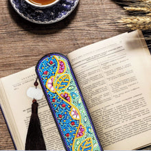Load image into Gallery viewer, DIY Diamond Painting | Stem and leaf Bookmark