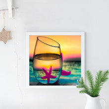 Load image into Gallery viewer, Full Diamond Painting kit | The reflection of the starfish in the glass