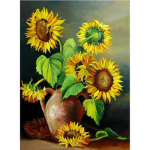 Load image into Gallery viewer, Full Diamond Painting kit | Sunflower