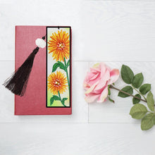 Load image into Gallery viewer, DIY Diamond Painting | Sunflower Bookmark
