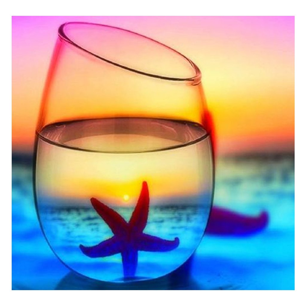 Full Diamond Painting kit | The reflection of the starfish in the glass